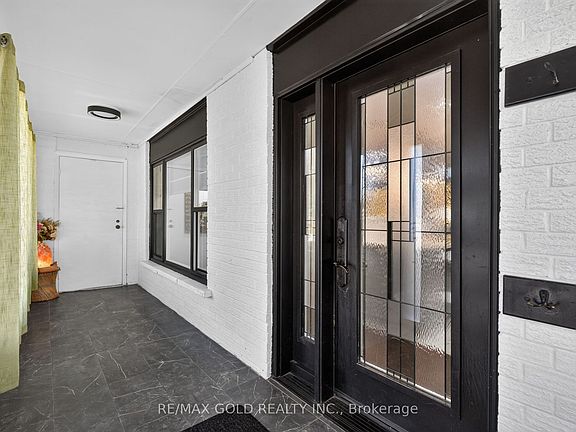 5th image of 63 Morgandale Cres