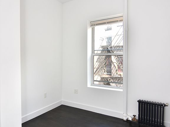 4th image of 605 W 141st St #63A