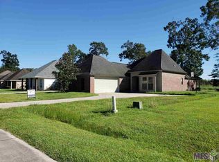 134 Homerun Pkwy, Donaldsonville, LA 70346