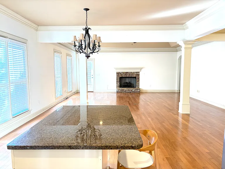 2225 Barkley Crest Ln — Photo 10