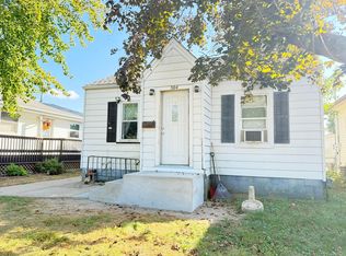 504 Adams St, Muscatine, IA 52761