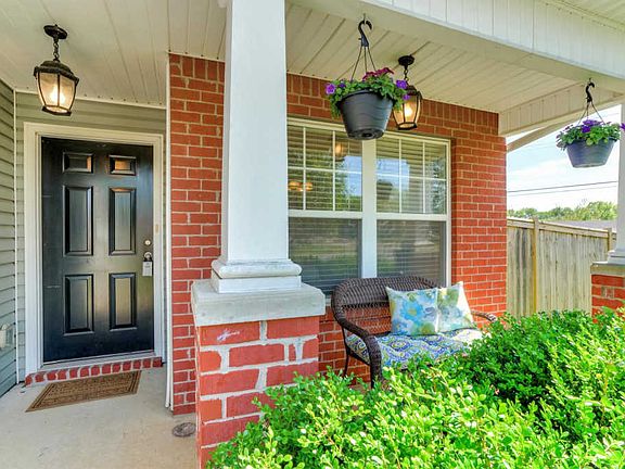 4th image of 2165 Stoney Meadow Dr