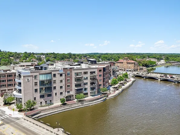 10 W Illinois St #4B, St. Charles, IL 60174