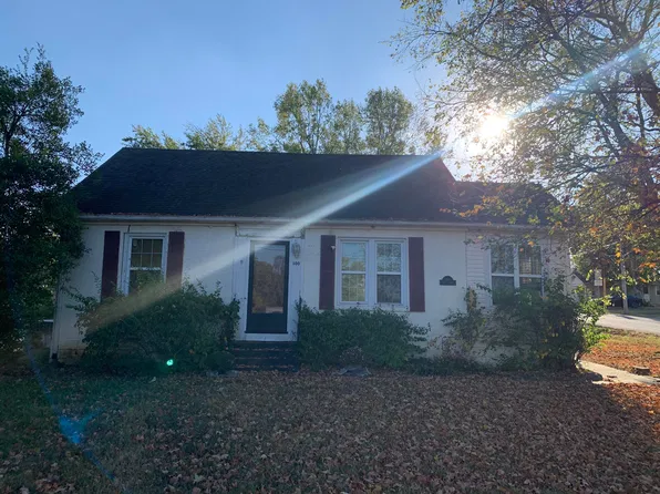 100 Hill St, Hopkinsville, KY 42240