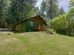7537 Canyon View Drive, Glacier, WA 98244