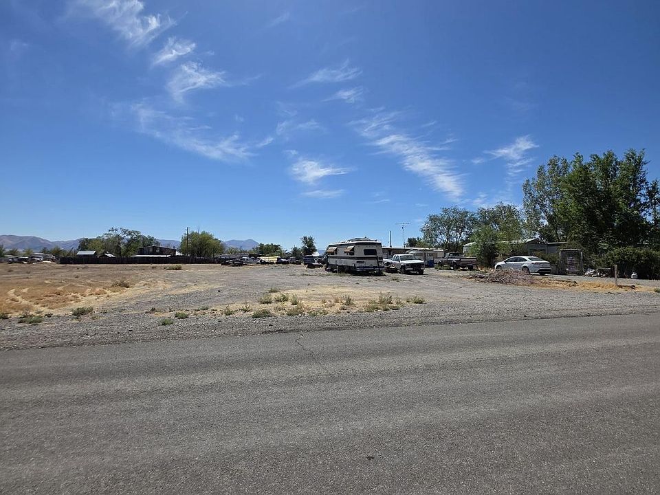1st image of 281 2nd St