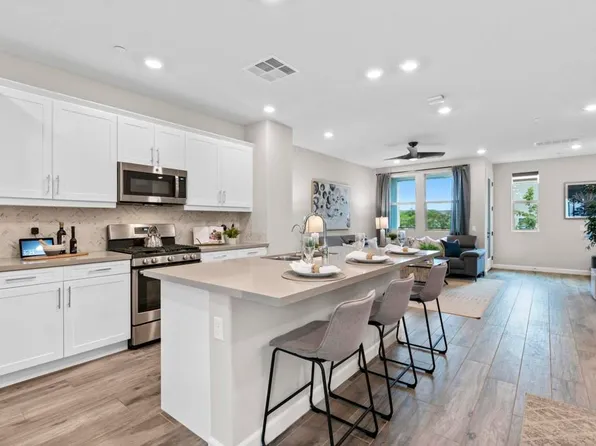 16755 Coyote Bush Dr Unit 29, San Diego, CA 92127