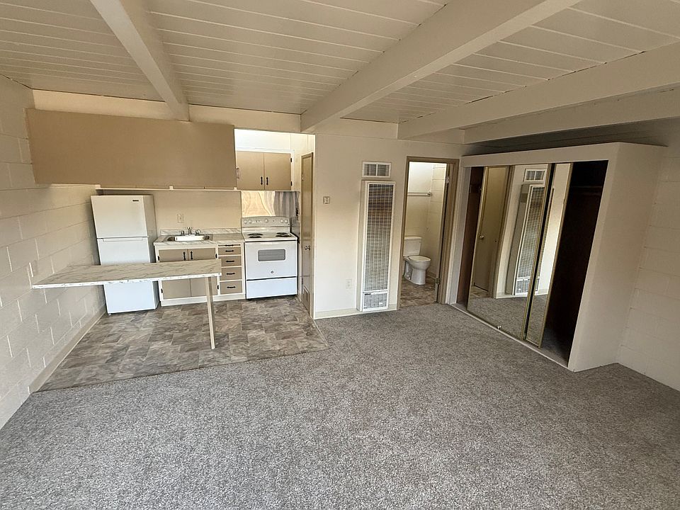 1st image of 701 San Juan Dr #5