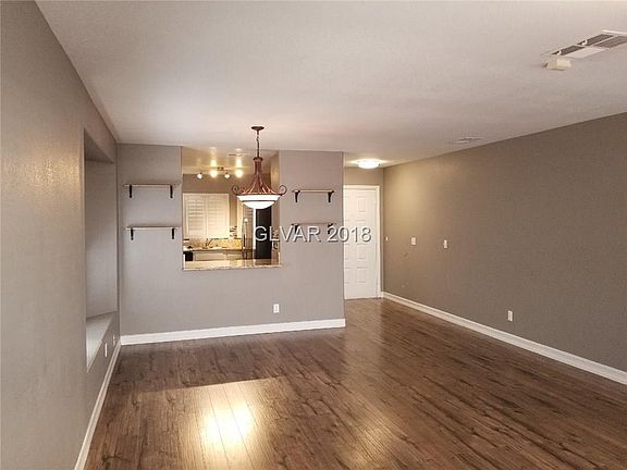 5th image of 8962 Indian Eagle Dr