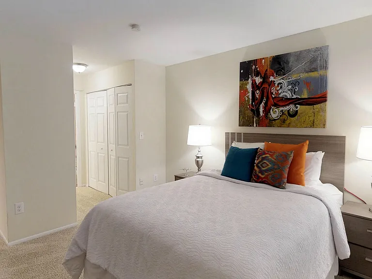 West Woods Apartments — Photo 6