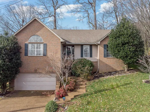 2304 Peak Hill Cv, Nashville, TN 37211