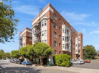 2083 NW Johnson St APT 21, Portland, OR 97209