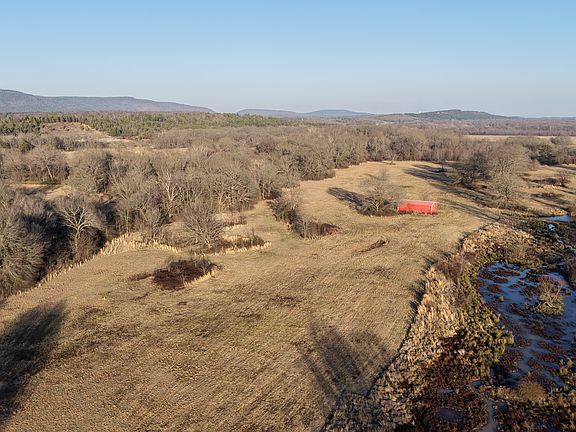 3rd image of Black Loop Rd