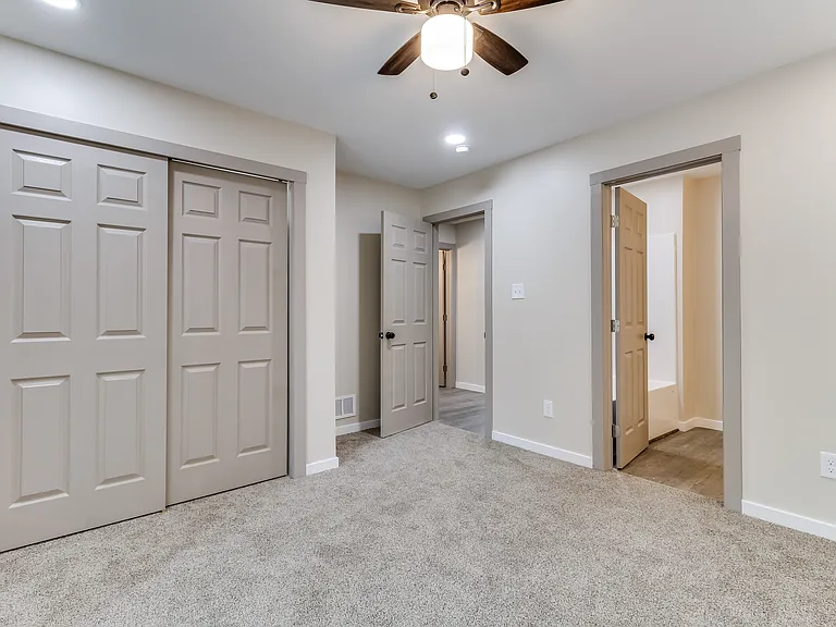 437 N Grove St #439 — Photo 11