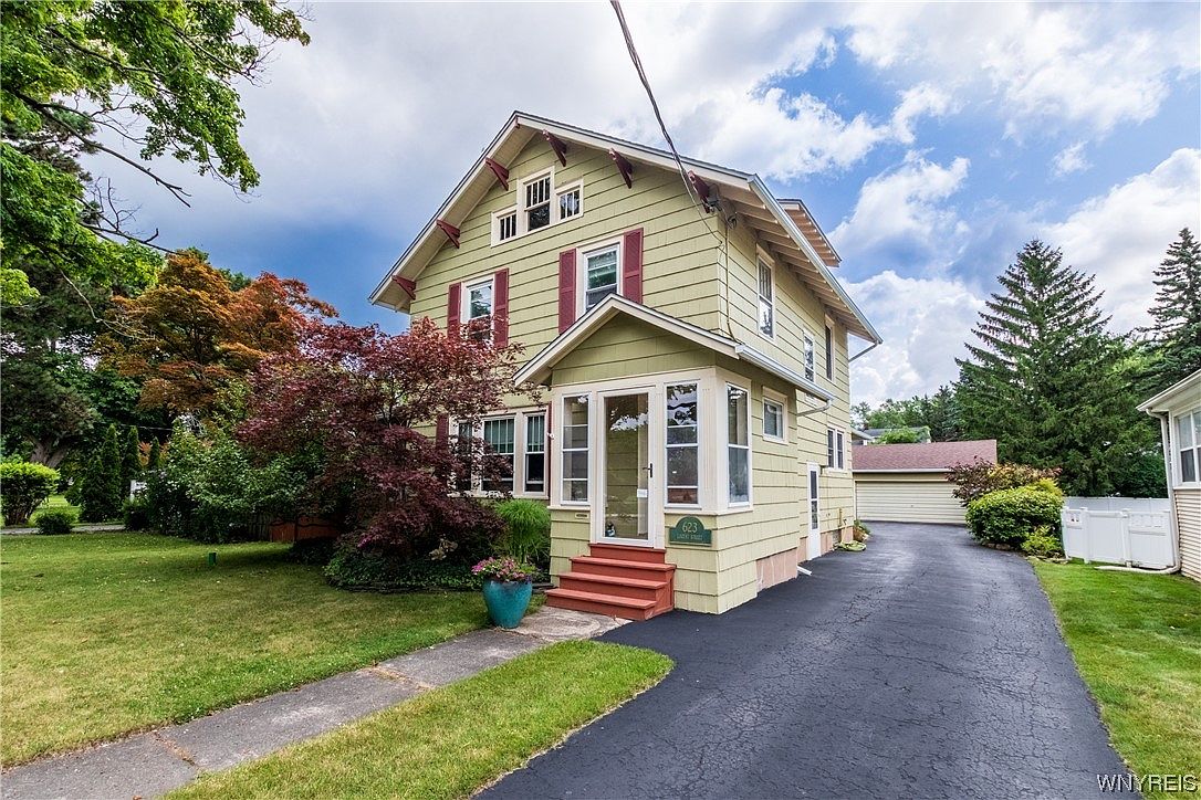 623 Locust St, Lockport, NY 14094 Zillow