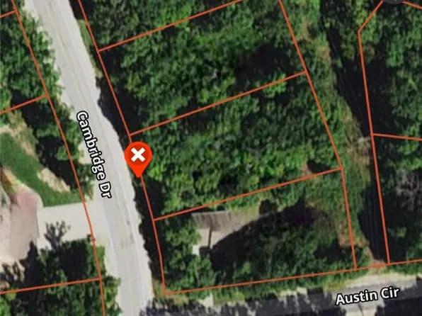 354 E Cambridge Dr, Lake Ozark, MO 65049