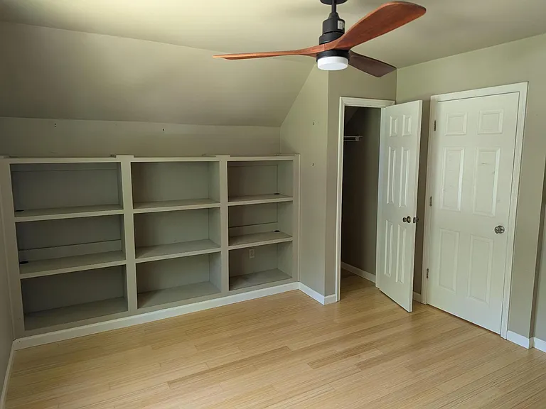 92 Haywood Rd — Photo 13