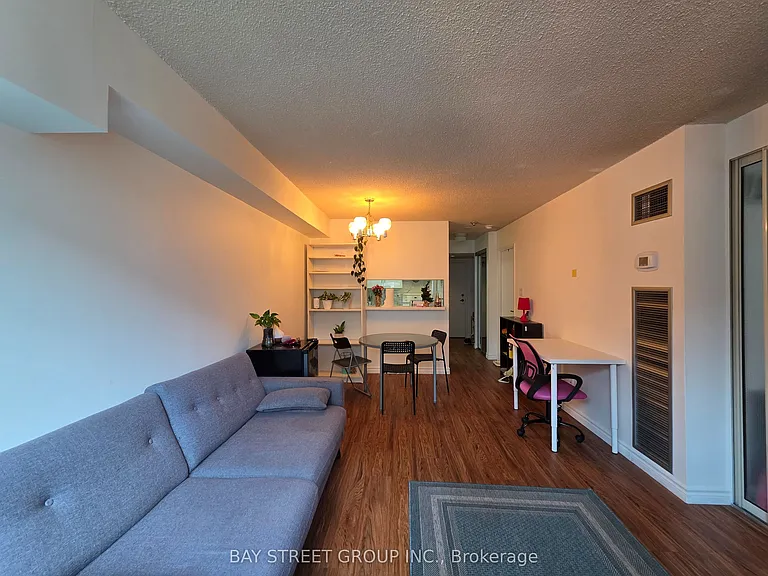 633 Bay St #1202 — Photo 4