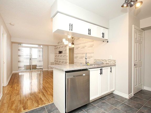 3rd image of 3888 Duke Of York Blvd #1422