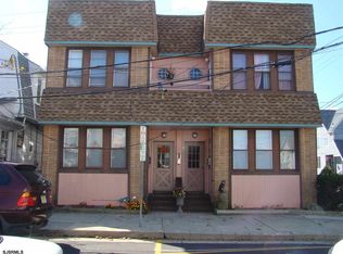28-30 N Oakland Ave, Ventnor, NJ 08406