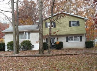 16 Rosemont Ave, Barnesville, PA 18214