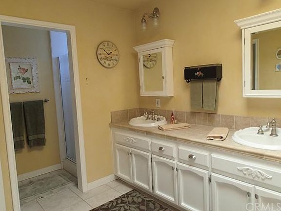 5th image of 2544 W Eola Dr