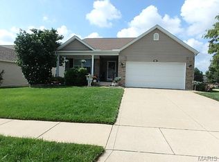 512 Rifle Ridge Dr, Wentzville, MO 63385