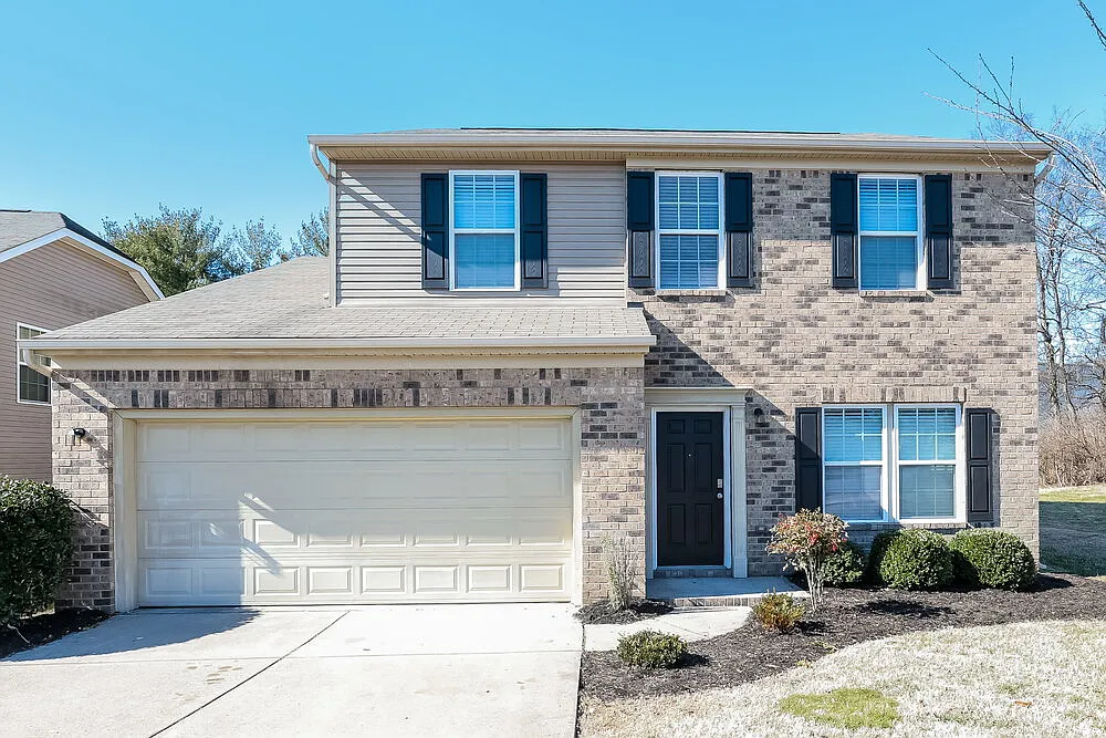 3 bed, 2.5 bath, 1981 sqft, $2,505 — Photo 1
