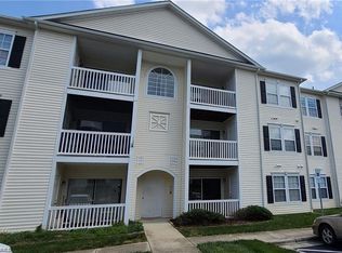 2304 McConnell Dr, Kernersville, NC 27284