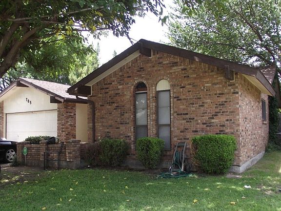 2nd image of 705 Cavendish Dr