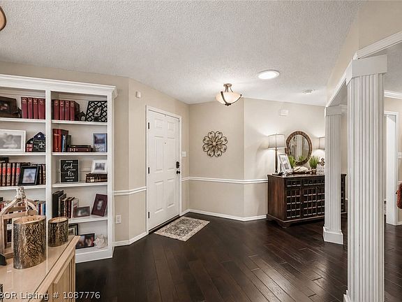 3rd image of 2606 S 57th St
