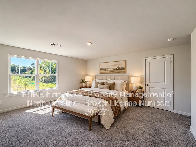 3 bed, 2.5 bath, 1749 sqft, $2,025 — Photo 4