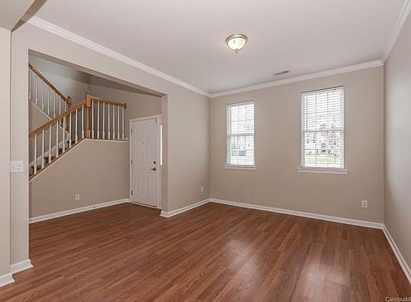 4th image of 9210 Royal Highlands Ct #115