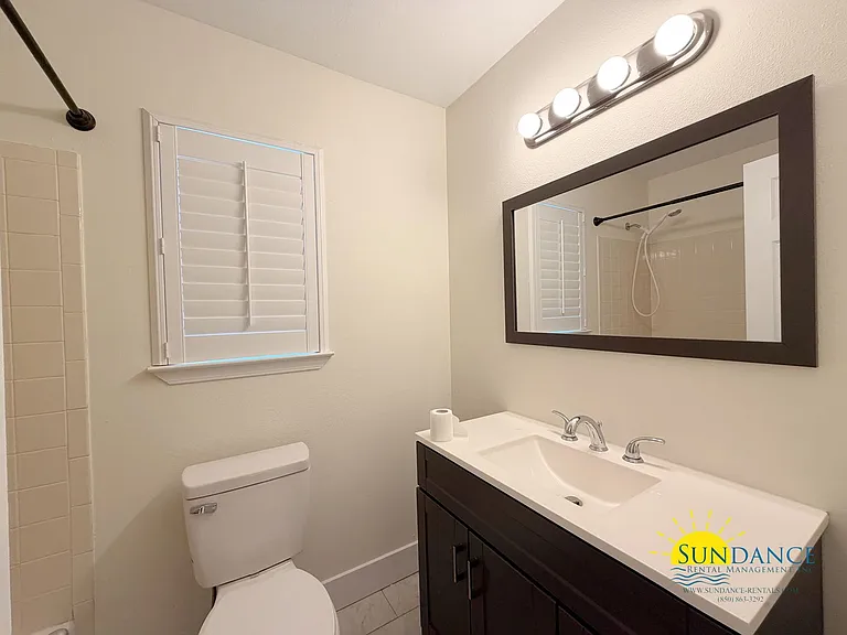 139 Scranton St — Photo 17