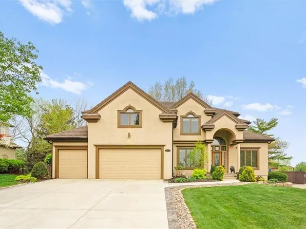 5713 W 128th Ter, Overland Park, KS 66209