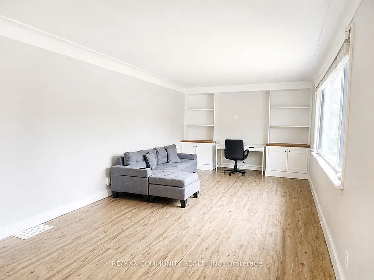 386 Whitney Ave #MAIN — Photo 7