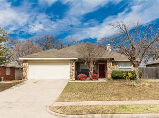 3207 Cliff Oaks Dr, Corinth, TX 76210