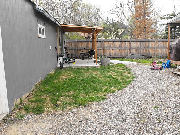 Yard and apt porch