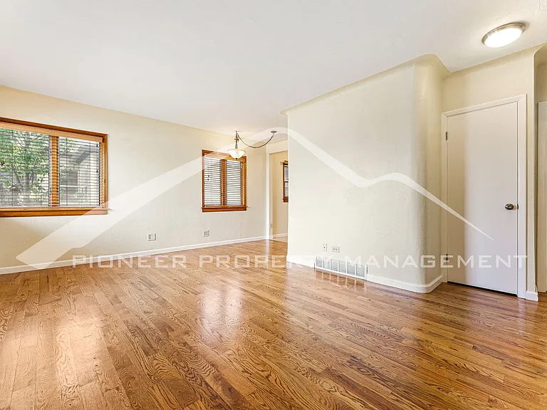 5095 Clay St — Photo 2