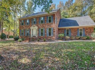 8412 Camelot Dr, Harrisburg, NC 28075