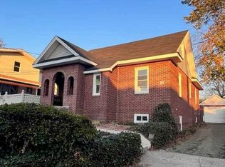 51 James St, Bergenfield, NJ 07621