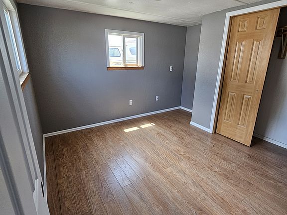 5th image of 3105 W Eisenhower Blvd Space 5