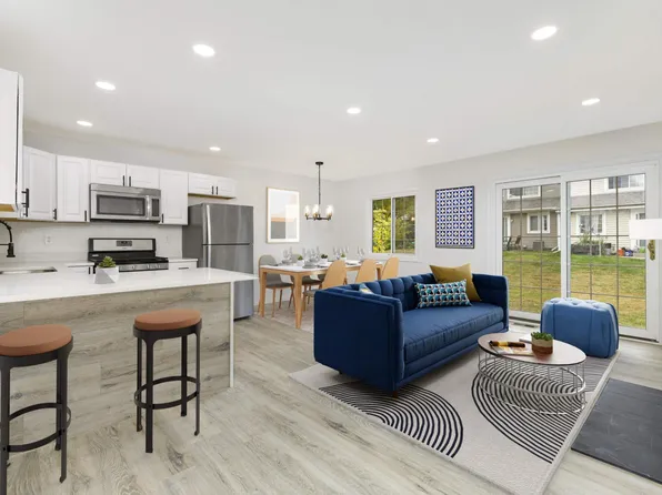 3261 Valley Ridge Dr #9, Saint Paul, MN 55121