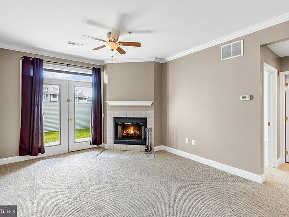 3rd image of 2404 Waters Edge Dr