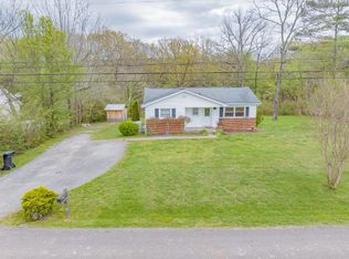 301 Crest Dr, Tullahoma, TN 37388