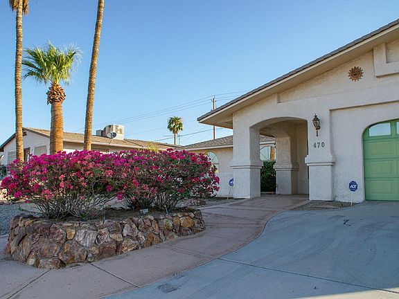 4th image of 470 Acoma Blvd N