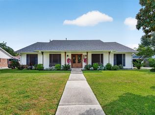 5109 Glenhaven Dr, Baytown, TX 77521