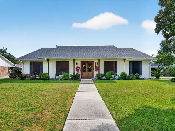 5109 Glenhaven Dr, Baytown, TX 77521