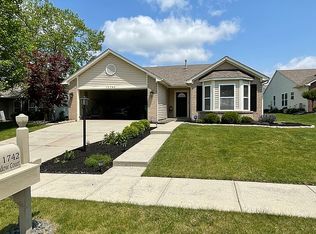 11742 Silver Meadow Ct, Fishers, IN 46037