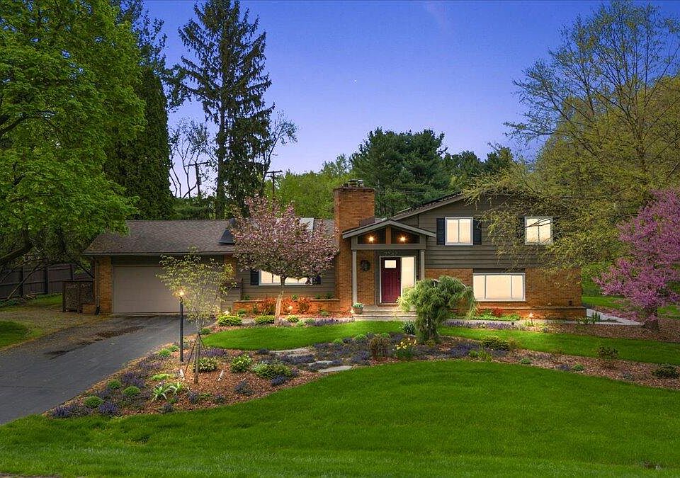1st image of 2342 Blueberry Ln